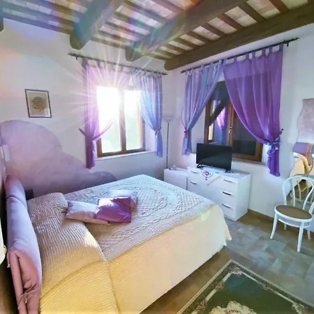 Tatil Evi Traditional Holiday Home In Recanati With A Private Pool